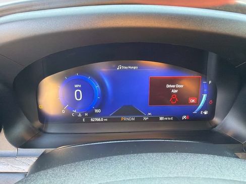 Used 2020 Ford Explorer Platinum w/ Premium Technology Package AWD/4WD image 28