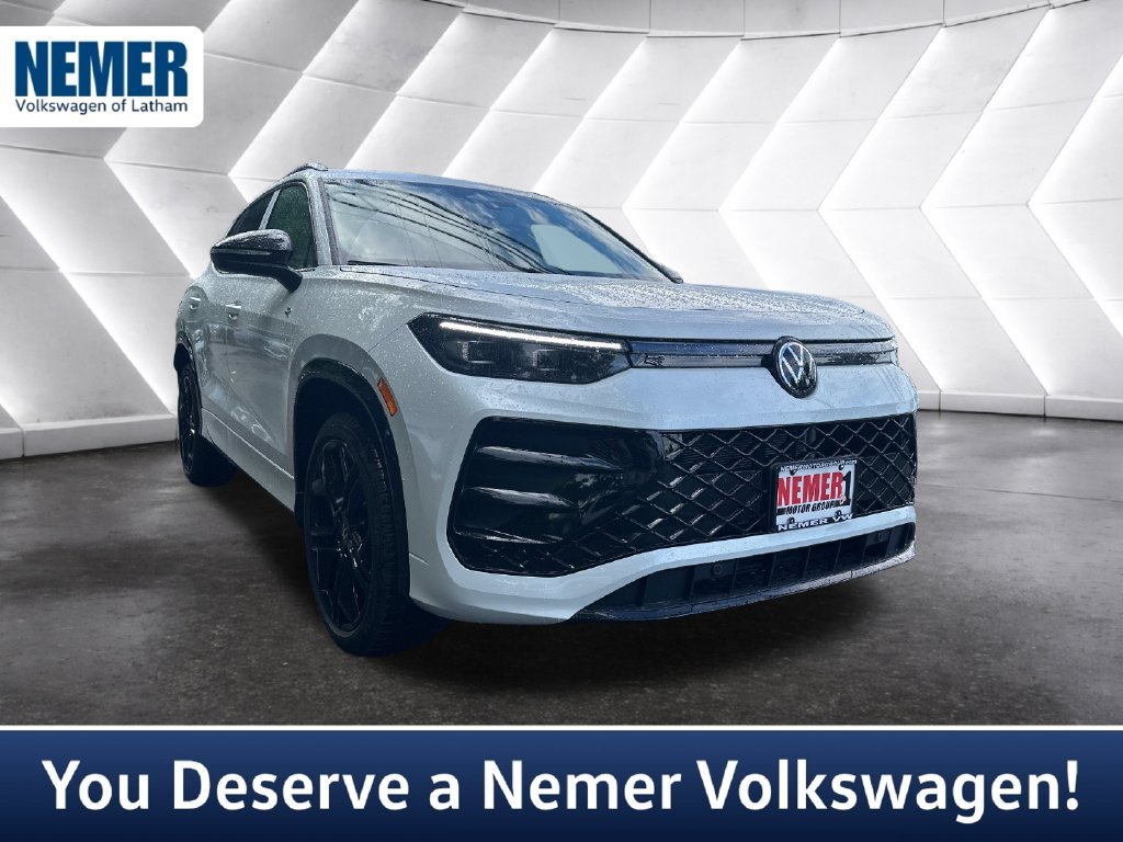 New 2026 Volkswagen Tiguan SE R-Line AWD/4WD image 5