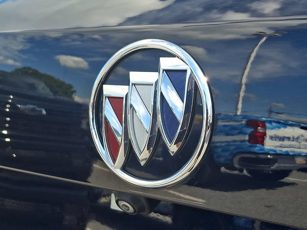 Used 2021 Buick Envision Essence w/ Technology Package I AWD/4WD image 35