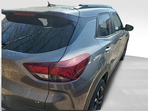 Used 2022 Chevrolet TrailBlazer LT image 3