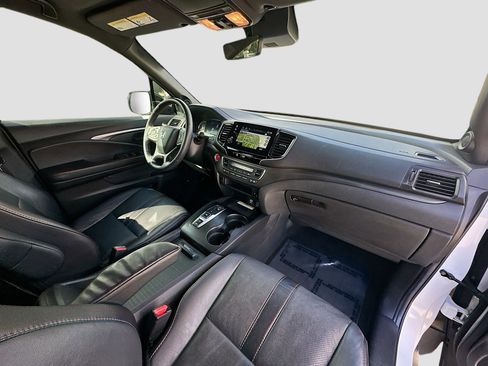 Certified 2022 Honda Pilot TrailSport image 33