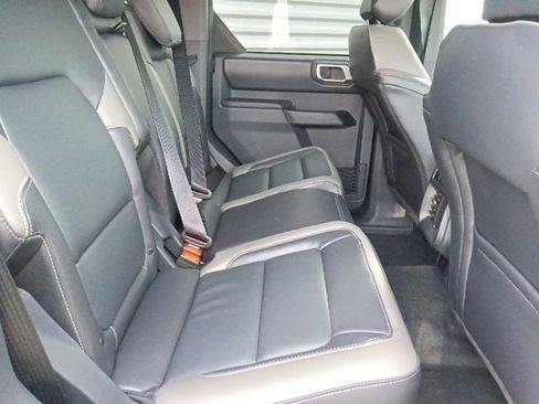 New 2025 Ford Bronco Outer Banks image 30