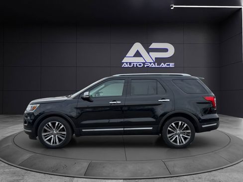 Used 2018 Ford Explorer Platinum image 7