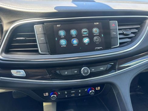 Used 2019 Buick Enclave Essence AWD/4WD image 14