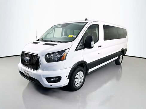Used 2024 Ford Transit 350 XLT RWD image 3