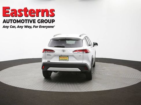 Used 2022 Toyota Corolla Cross LE FWD image 36