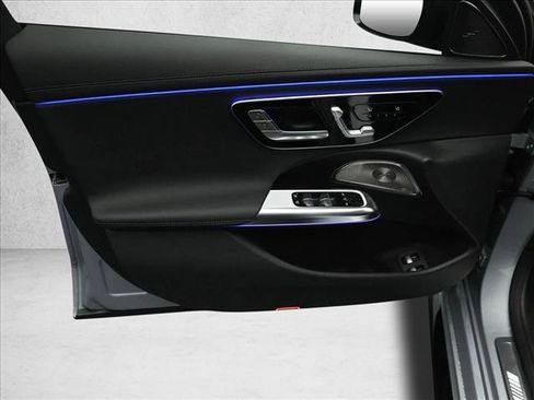 New 2026 Mercedes-Benz E 53 AMG e 4MATIC Sedan image 19