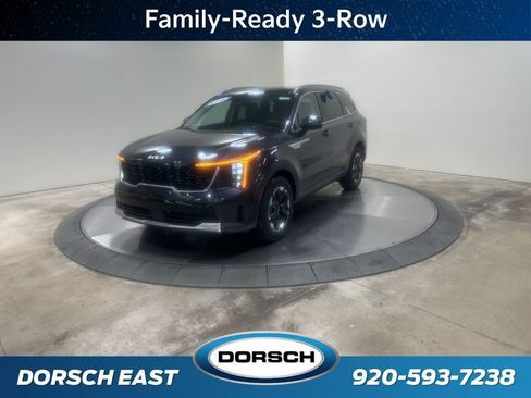 New 2026 Kia Sorento S w/ S Panoramic Sunroof Package FWD image 1