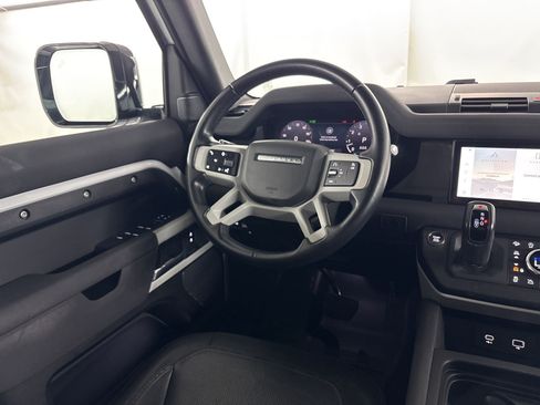 Used 2023 Land Rover Defender 110 X-Dynamic SE AWD/4WD image 28