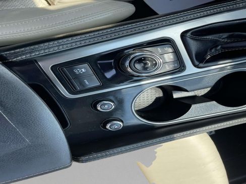 Used 2021 Nissan Maxima Platinum w/ Sport Mat Group FWD image 28
