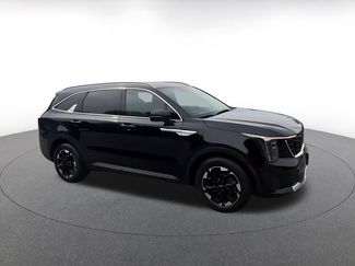 Used 2024 Kia Sorento S FWD video 2