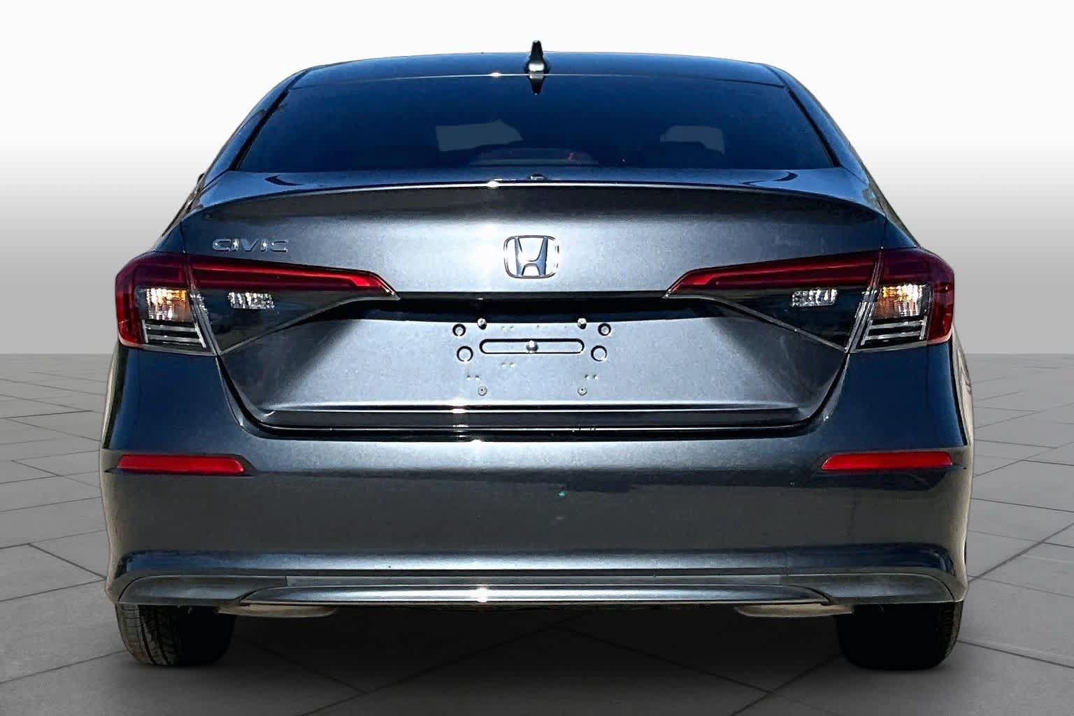 Used 2022 Honda Civic EX image 5