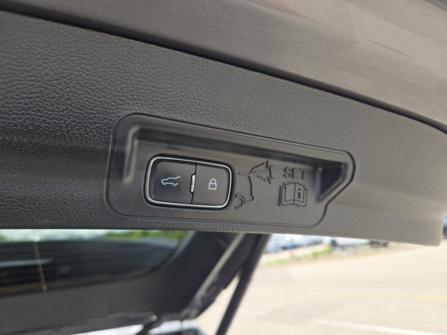 Used 2024 Ford Explorer XLT w/ Equipment Group 202A AWD/4WD image 16