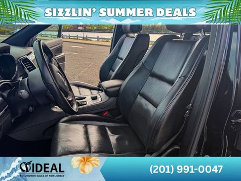 Used 2019 Jeep Grand Cherokee Limited w/ Luxury Group II AWD/4WD image 19