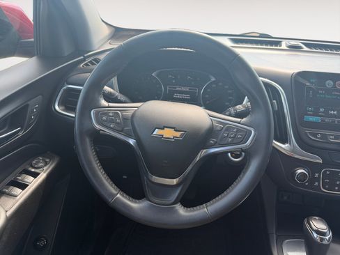 Certified 2018 Chevrolet Equinox LT w/ Sun & Infotainment Package FWD image 12