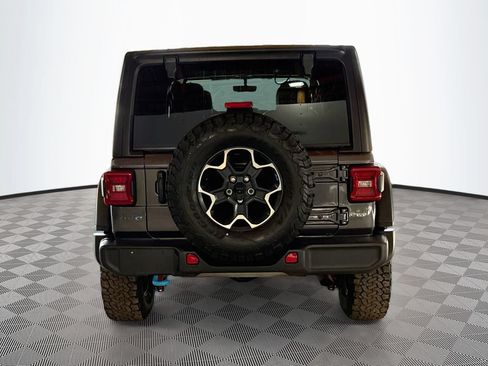 Used 2023 Jeep Wrangler Unlimited Rubicon 4xe w/ Cold Weather Group AWD/4WD image 7
