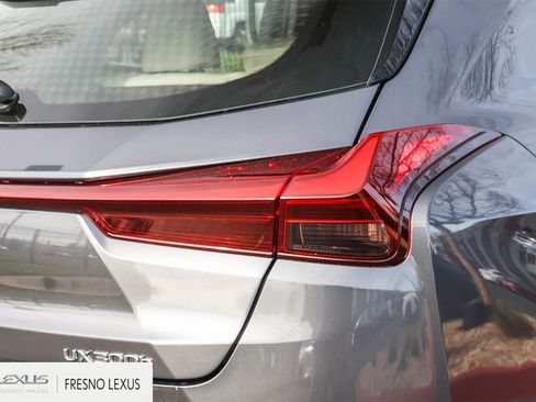 Used 2025 Lexus UX 300h FWD image 7
