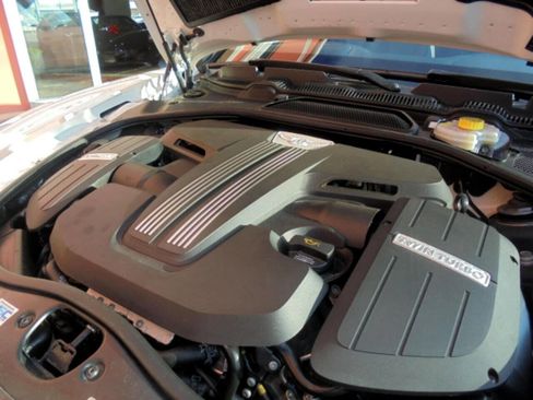 Used 2016 Bentley Flying Spur V8 image 33