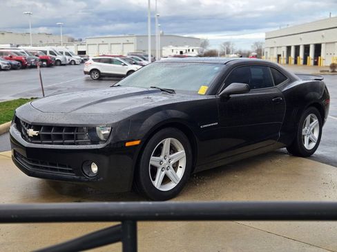 Used 2011 Chevrolet Camaro LT image 3