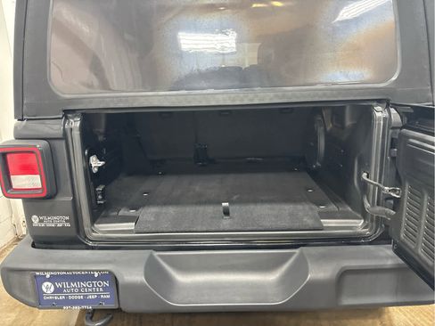 Used 2021 Jeep Wrangler Unlimited Sport image 14