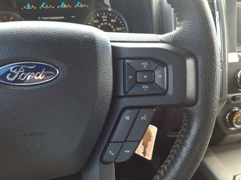 Used 2015 Ford F150 XLT w/ Equipment Group 302A Luxury AWD/4WD image 18