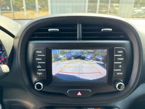 Used 2020 Kia Soul S image 20