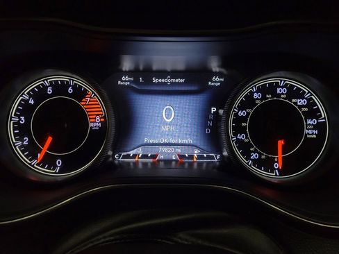 Used 2019 Jeep Cherokee Limited AWD/4WD image 23
