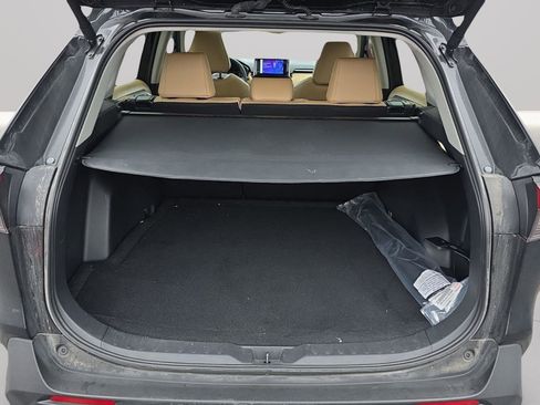 Used 2024 Toyota RAV4 XLE Premium image 74