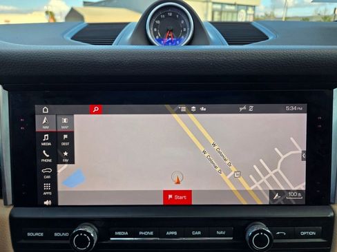 Used 2020 Porsche Macan S image 33