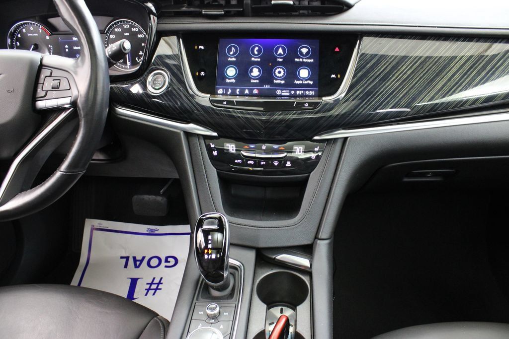 Used 2023 Cadillac XT6 Premium Luxury AWD/4WD image 23