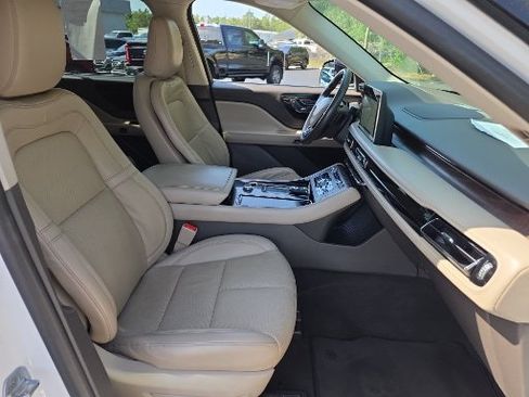 Used 2021 Lincoln Aviator Reserve RWD image 16