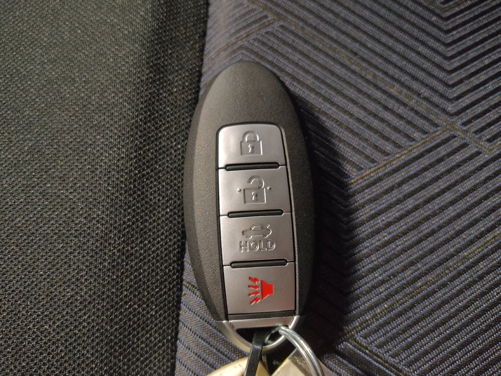 Used 2025 Nissan Versa SV w/ Trunk Package FWD image 32