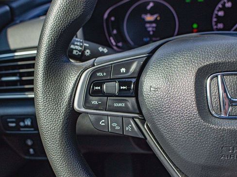 Used 2020 Honda Accord LX image 24
