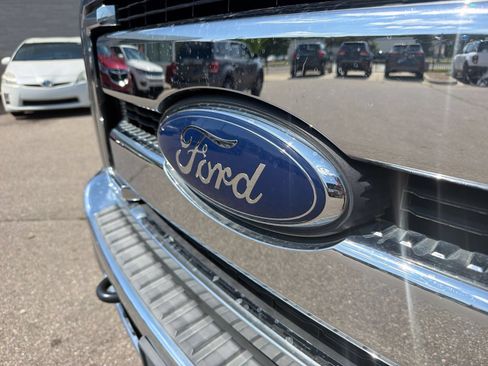 Used 2016 Ford F250 XLT AWD/4WD image 14