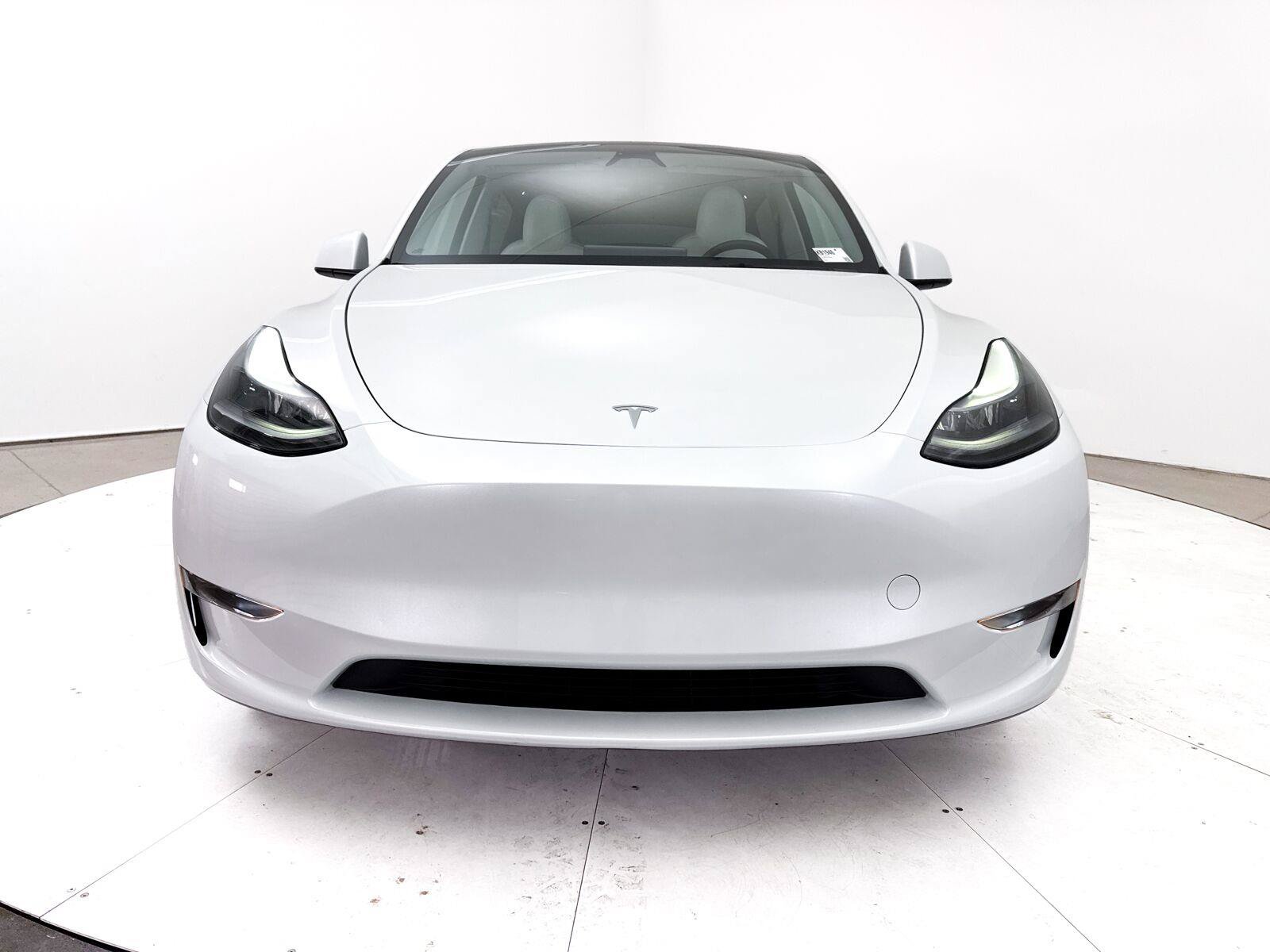 Used 2023 Tesla Model Y Performance AWD/4WD image 12