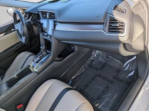 Used 2017 Honda Civic Touring image 23