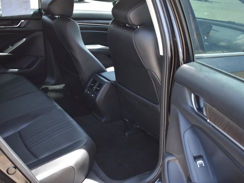 Used 2021 Honda Accord EX-L image 17