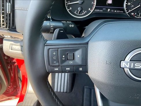 Certified 2026 Nissan Pathfinder SV AWD/4WD image 16