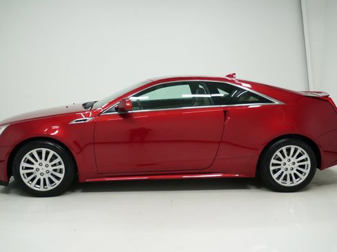 Used 2012 Cadillac CTS Premium image 7