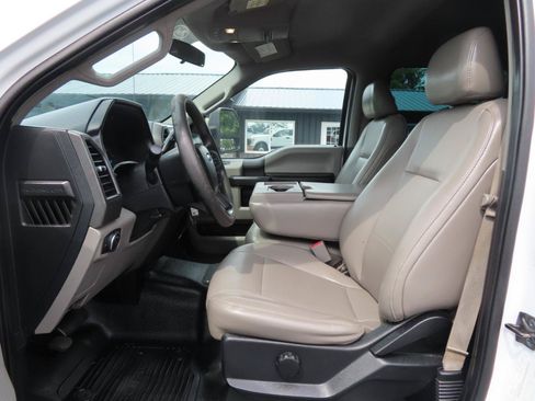 Used 2017 Ford F350 XL w/ Power Equipment Group AWD/4WD image 17