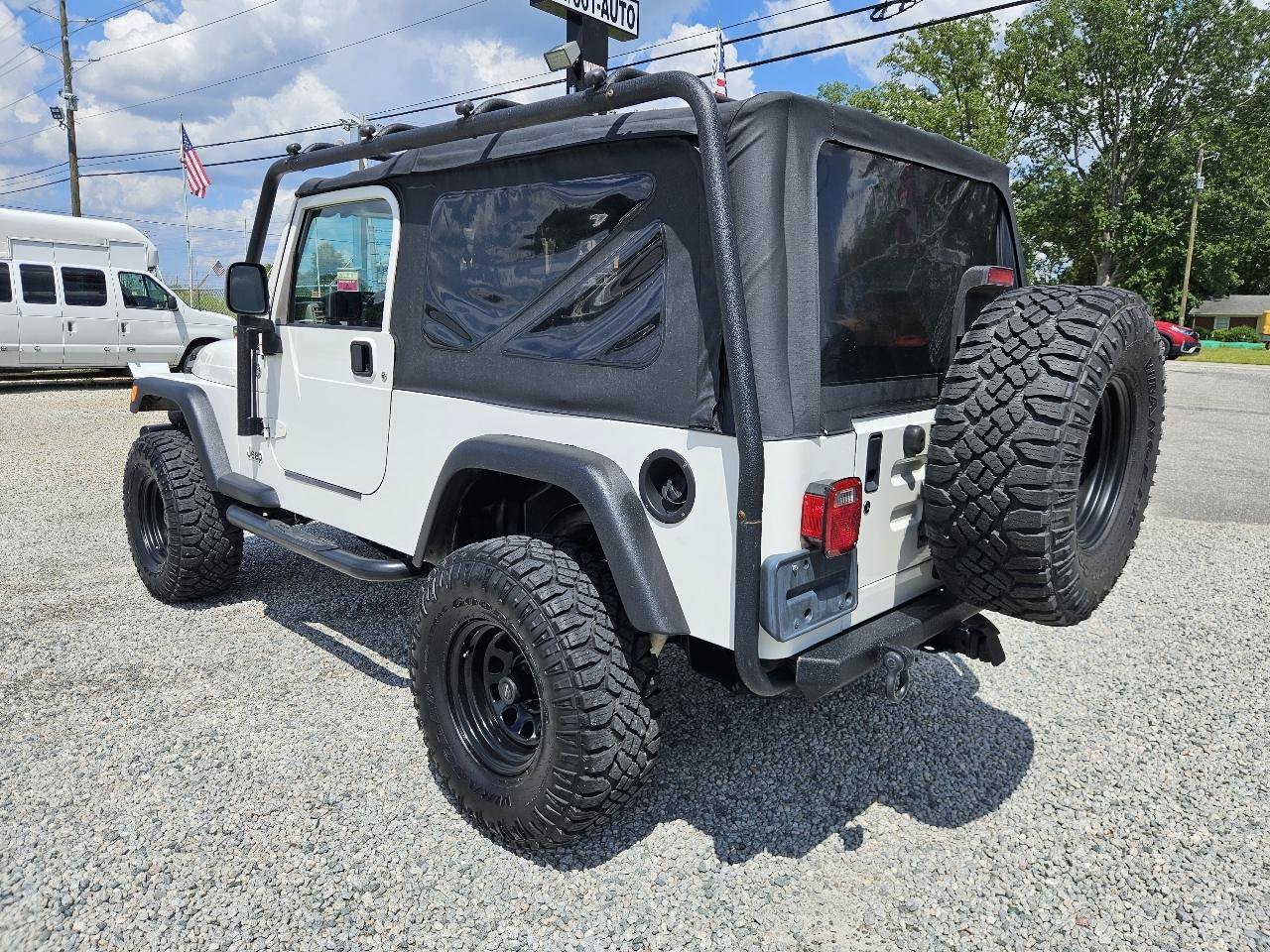 Used 2006 Jeep Wrangler Unlimited AWD/4WD image 3