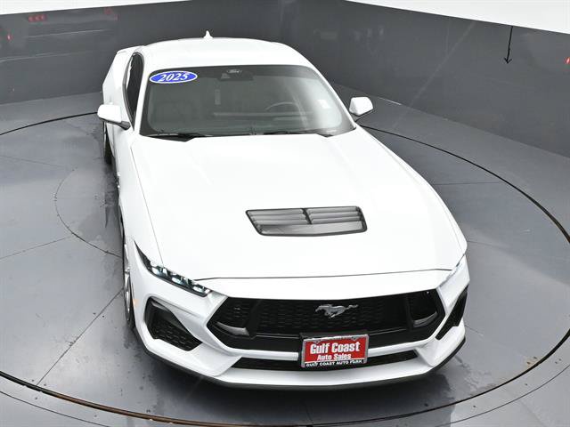 Used 2025 Ford Mustang GT Premium RWD image 35