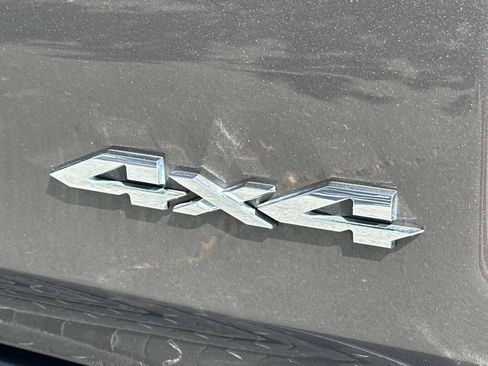Used 2019 RAM 1500 Limited AWD/4WD image 8