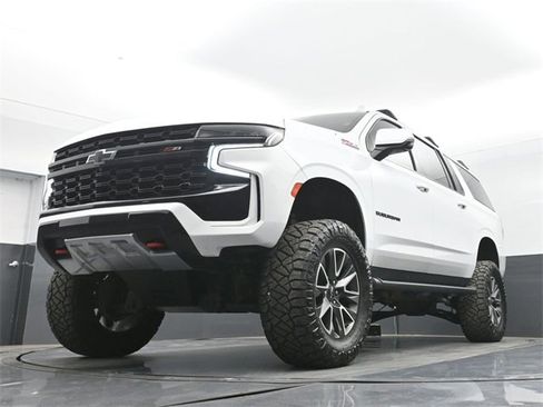 Used 2023 Chevrolet Suburban Z71 w/ Luxury Package image 50