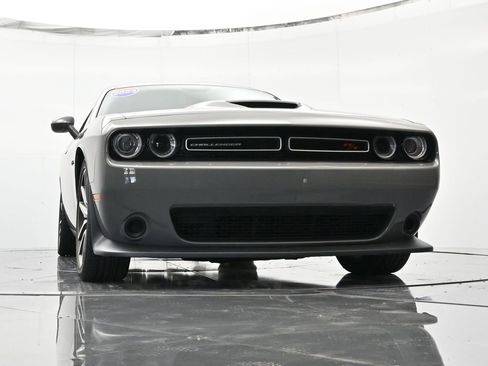 Used 2023 Dodge Challenger R/T image 39
