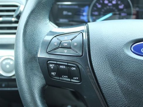Used 2019 Ford Explorer XLT w/ Equipment Group 202A FWD image 24