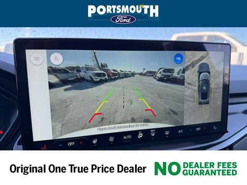 Used 2025 Ford Escape ST-Line Elite w/ Premium Technology Package image 12