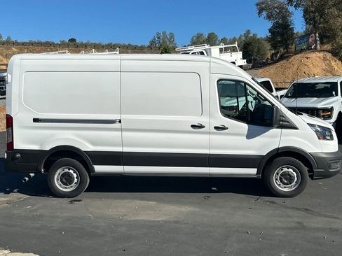 New 2025 Ford Transit 250 148 Medium Roof image 4