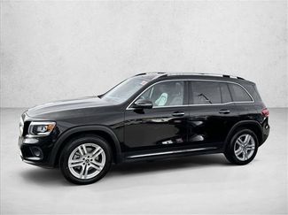 Used 2023 Mercedes-Benz GLB 250 4MATIC video 4