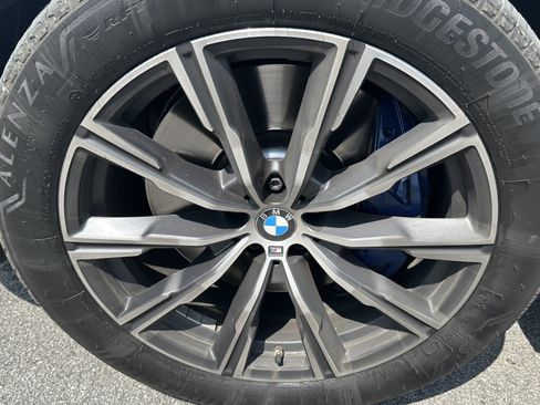 Used 2020 BMW X5 M50i AWD/4WD image 12